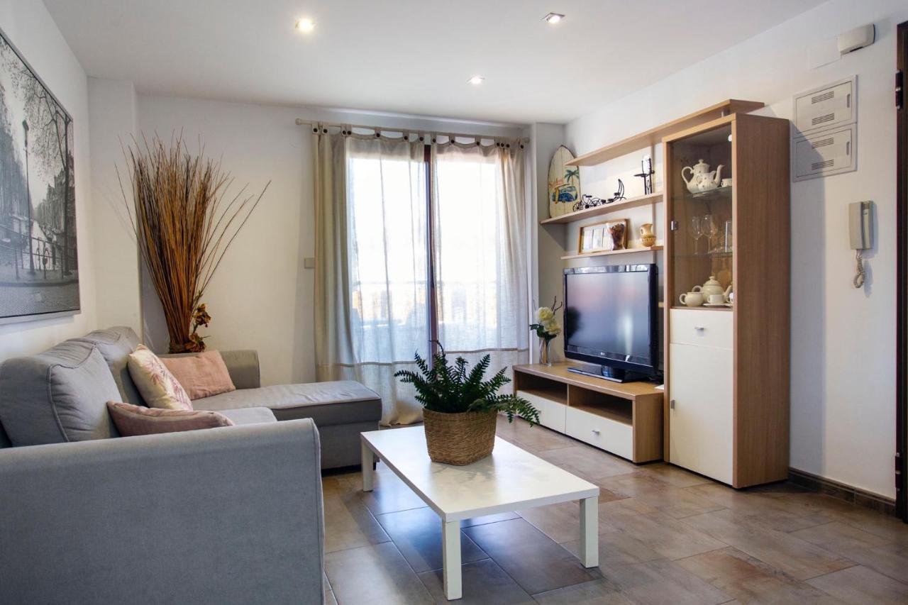 Apartamento A 50 Metros De La Playa, Luminoso Y Acogedor Олива Экстерьер фото