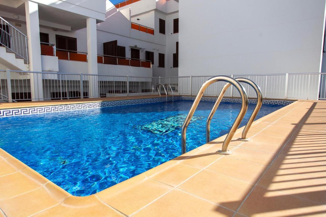 Apartamento A 50 Metros De La Playa, Luminoso Y Acogedor Олива Экстерьер фото