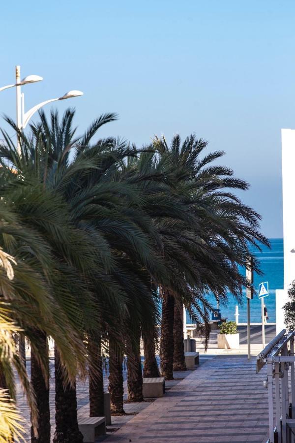 Apartamento A 50 Metros De La Playa, Luminoso Y Acogedor Олива Экстерьер фото