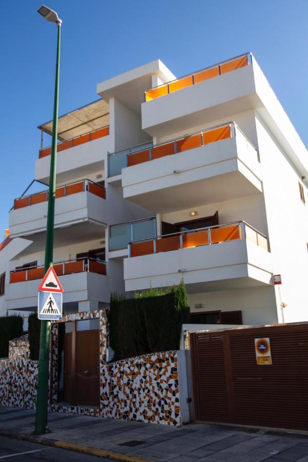 Apartamento A 50 Metros De La Playa, Luminoso Y Acogedor Олива Экстерьер фото