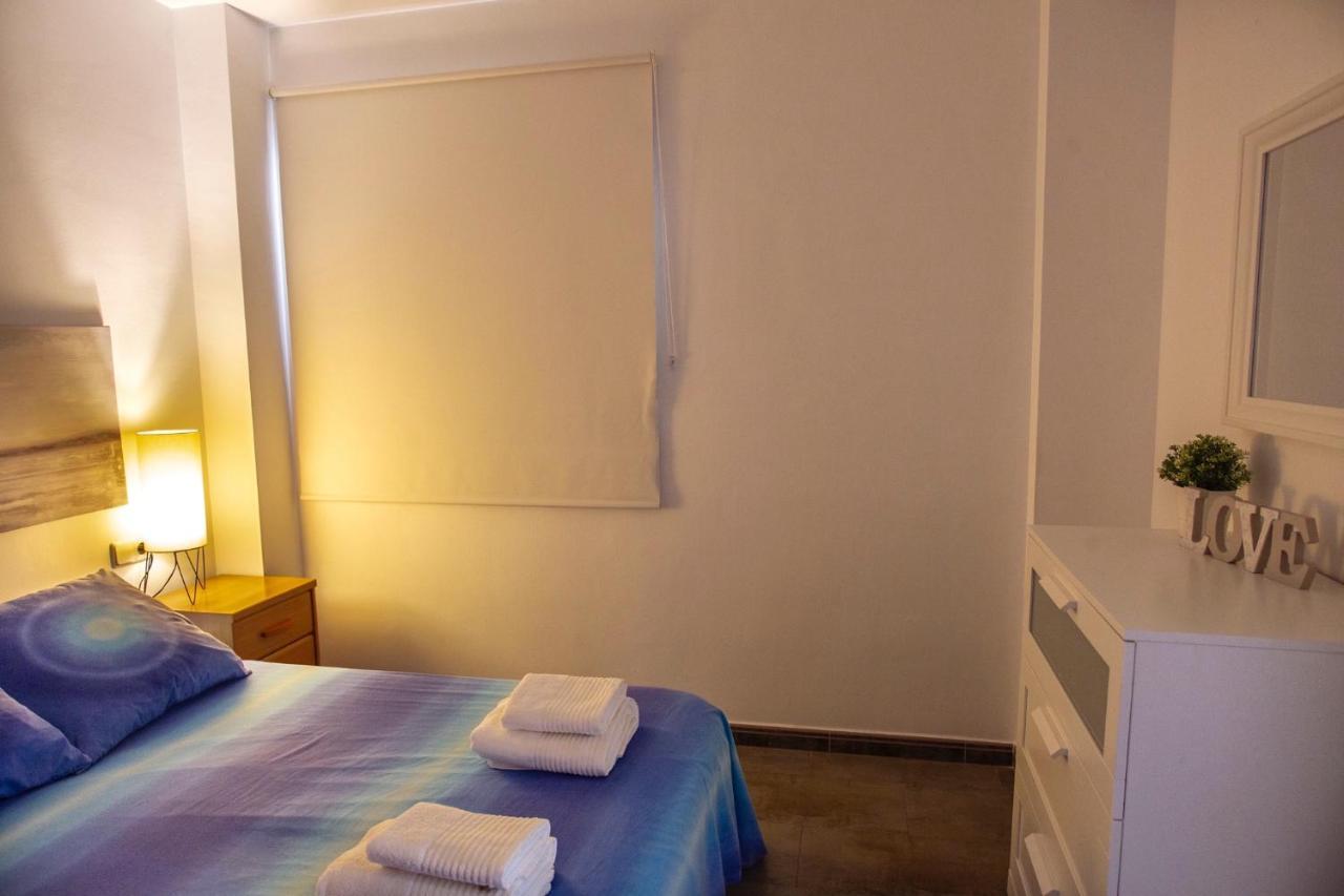 Apartamento A 50 Metros De La Playa, Luminoso Y Acogedor Олива Экстерьер фото